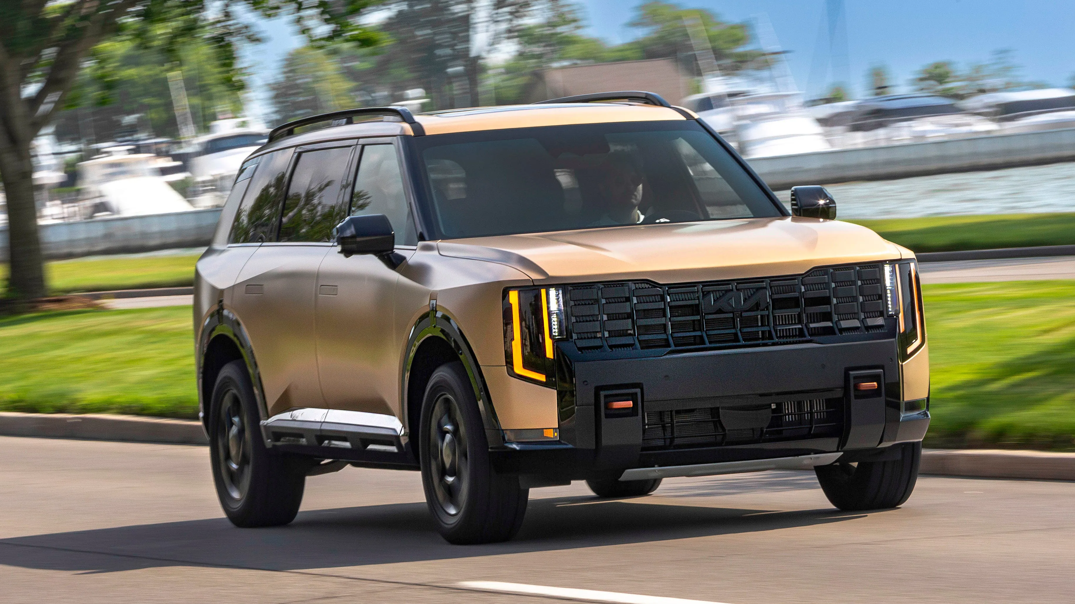 2027 Kia Telluride X-Pro tested on track to evaluate turbo performance and handling dynamics