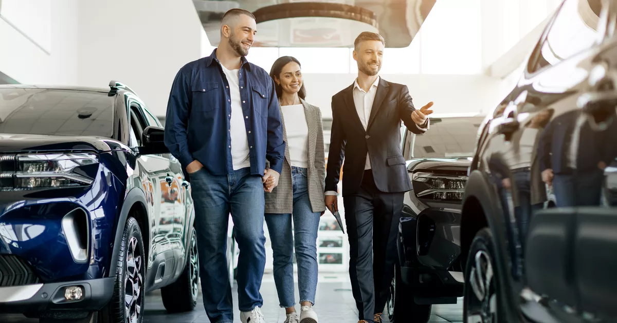 Auto leasing experts explain how drivers can make money from a LOA contract