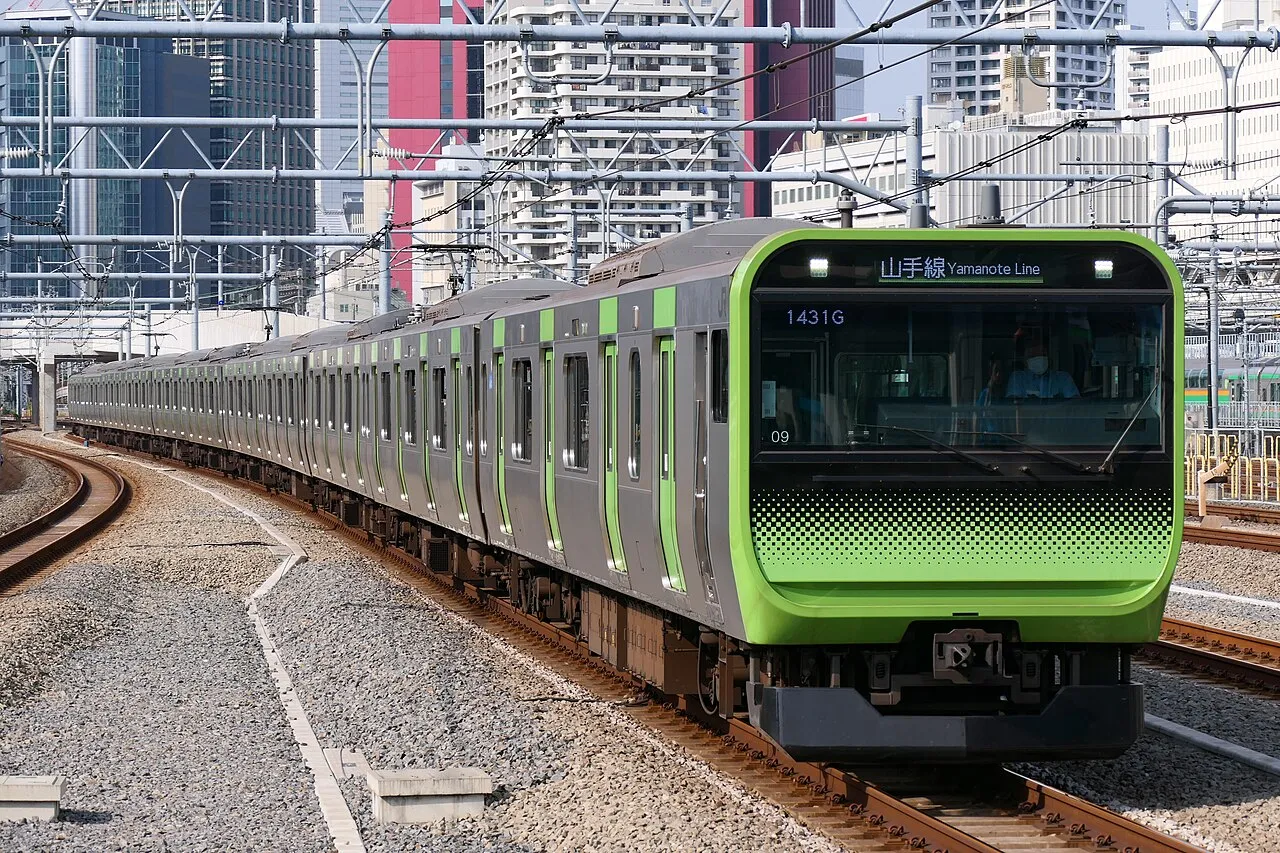 Electric buses leading the sustainable public transportation shift in modern cities