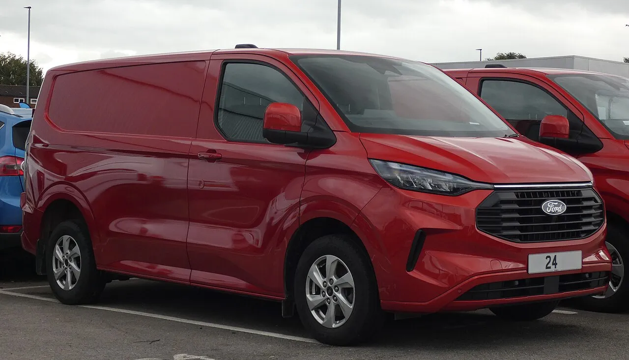 Ford Transit Custom profile highlighting its evolution as Europe leading commercial van