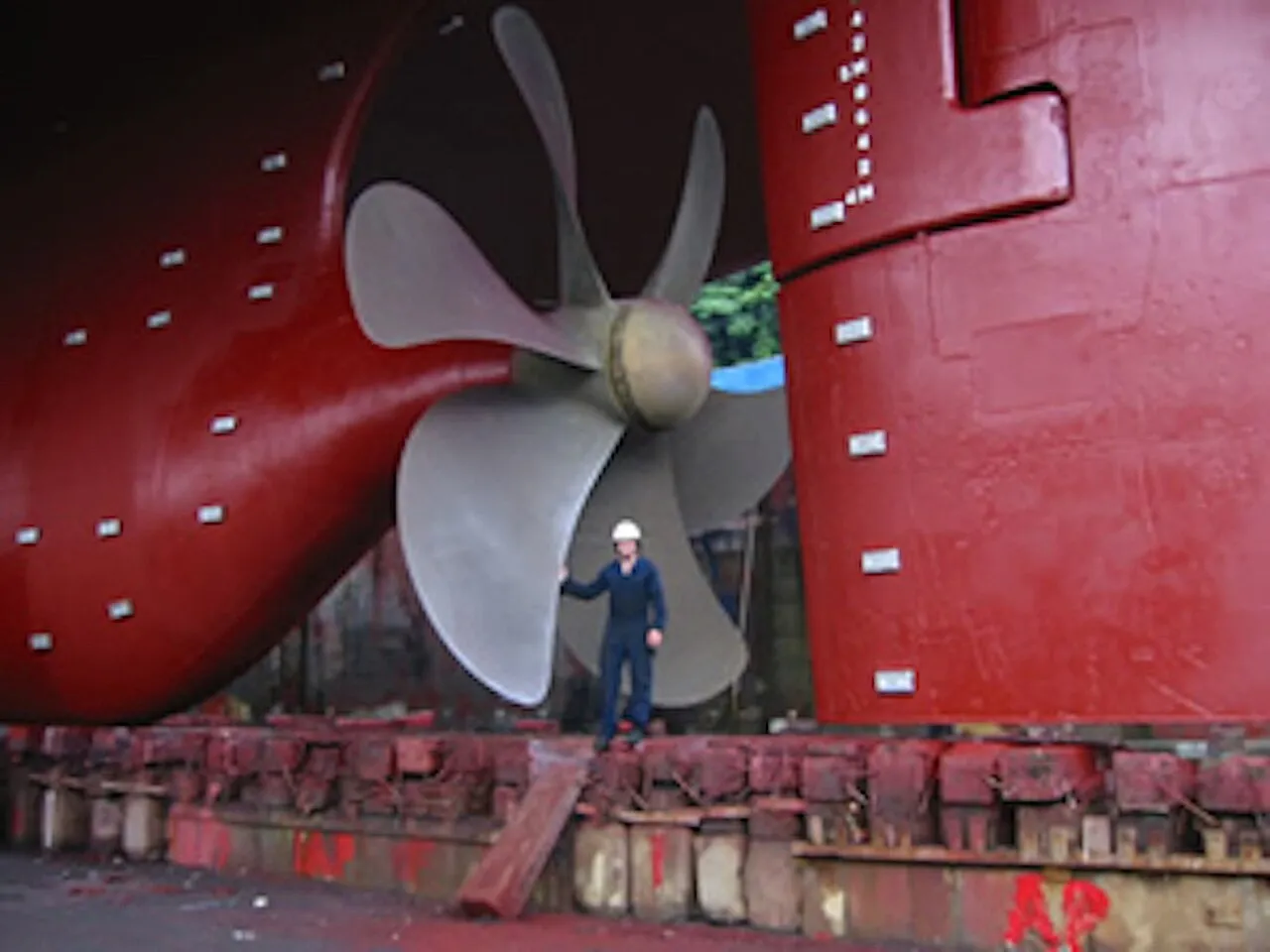 Historical evolution of marine and aircraft propellers from ancient screws to modern engineering
