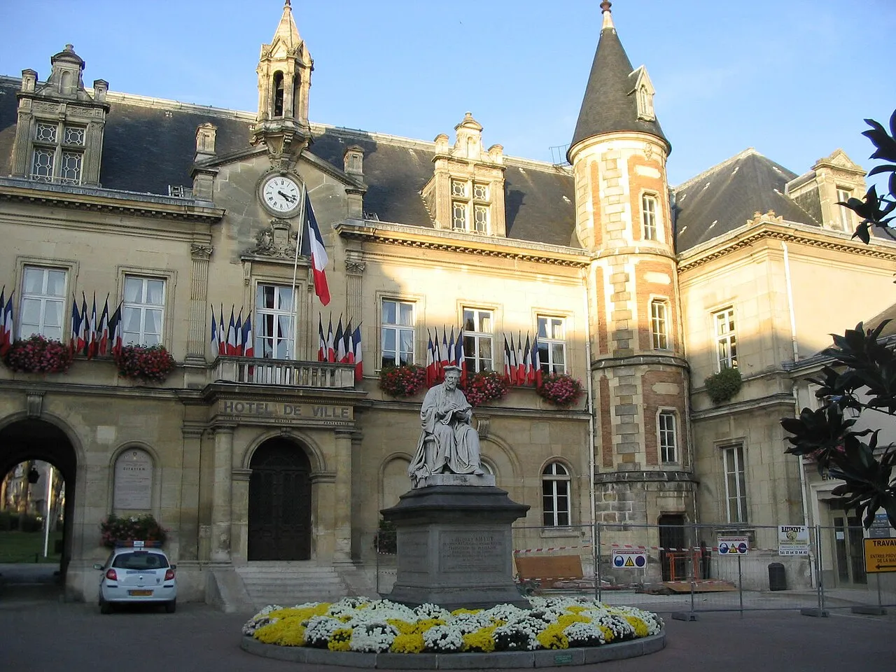 Melun stands as a historic French commune and prefecture near Paris with deep roots