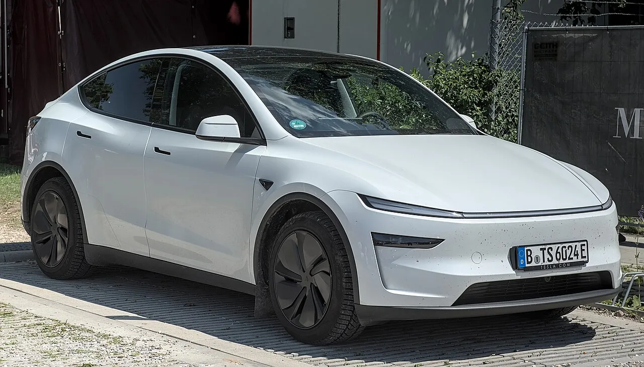 Plug-in electric vehicles driving sustainable transportation growth worldwide