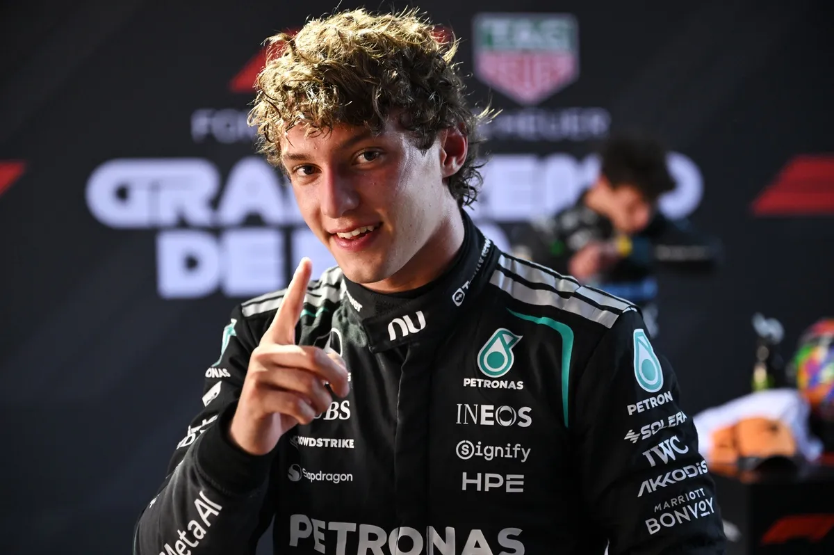 Sebastian Vettel supports Kimi Antonelli to break his record as Formula 1's youngest champion