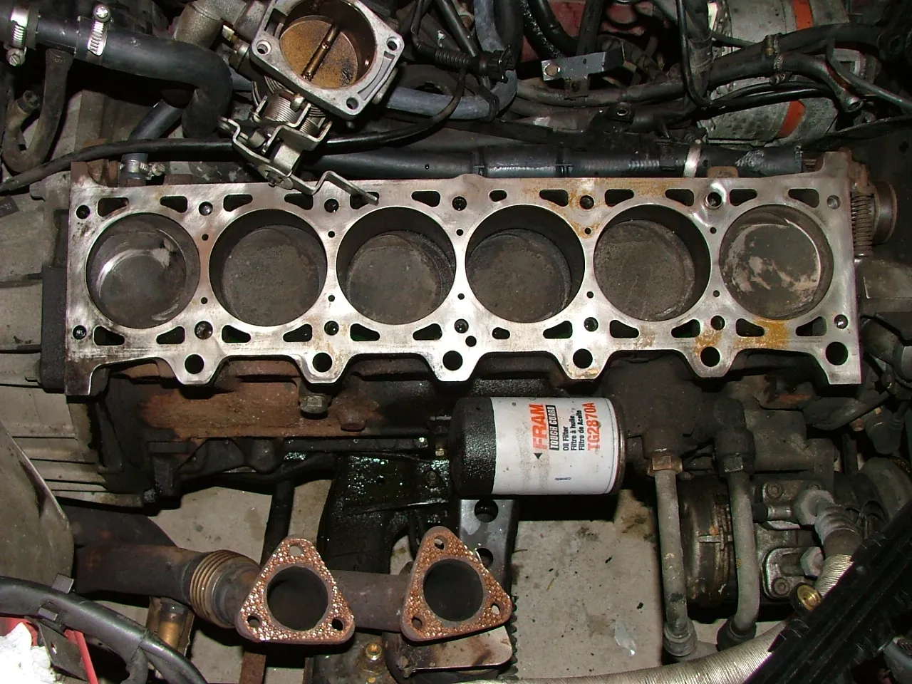 Straight-six engines make a powerful comeback in modern automotive engineering