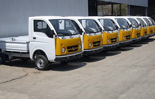 Tata Ace mini truck profile and impact on commercial transport in India