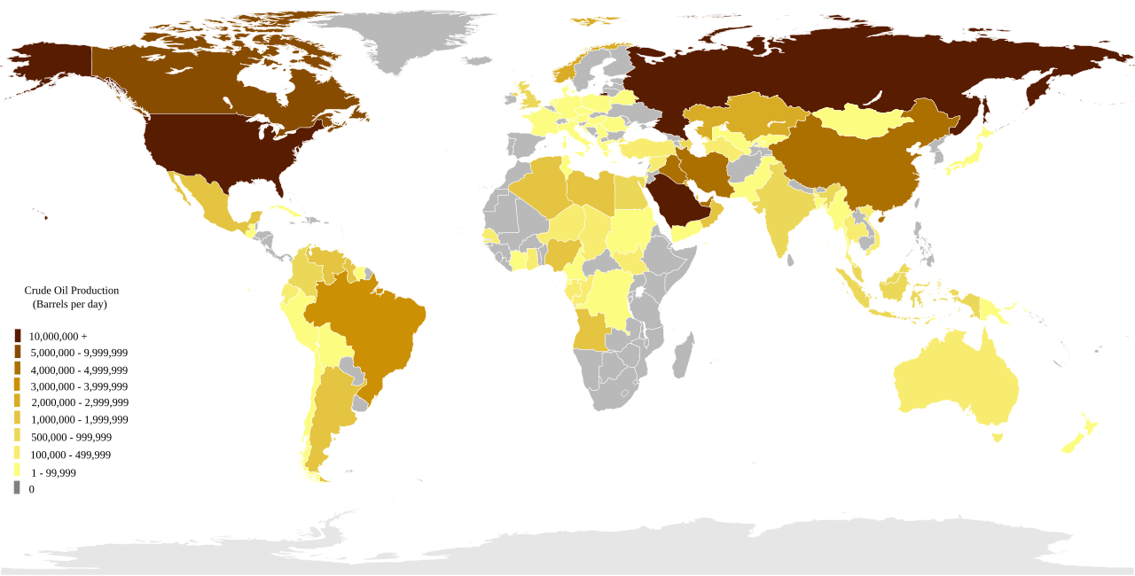 United States leads global oil production rankings as worldwide extraction averages 84.5 million barrels per day